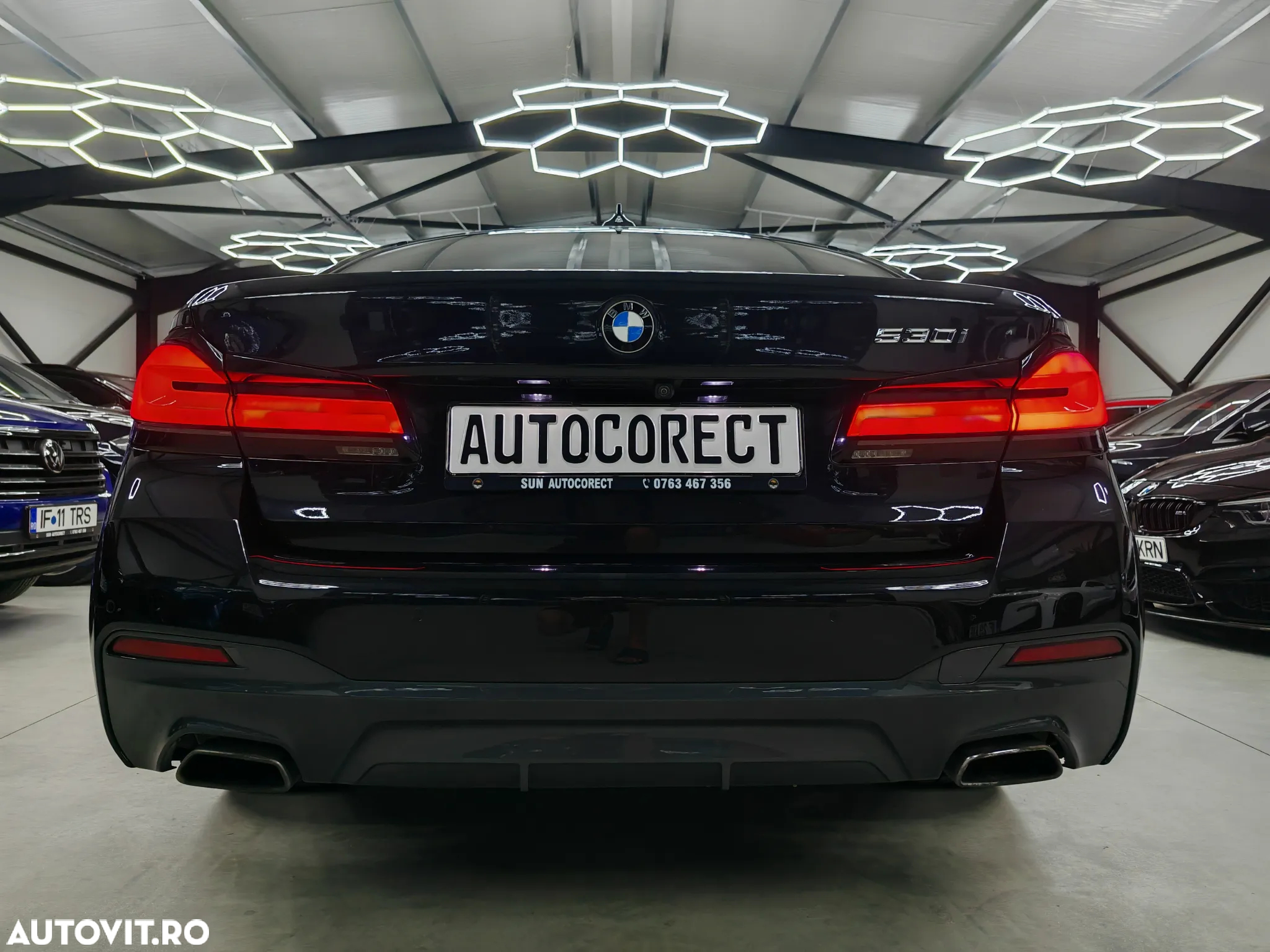 BMW Seria 5 530i Aut. M Sport Edition - 32