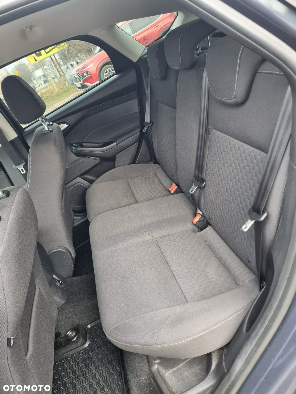 Ford Focus - 13