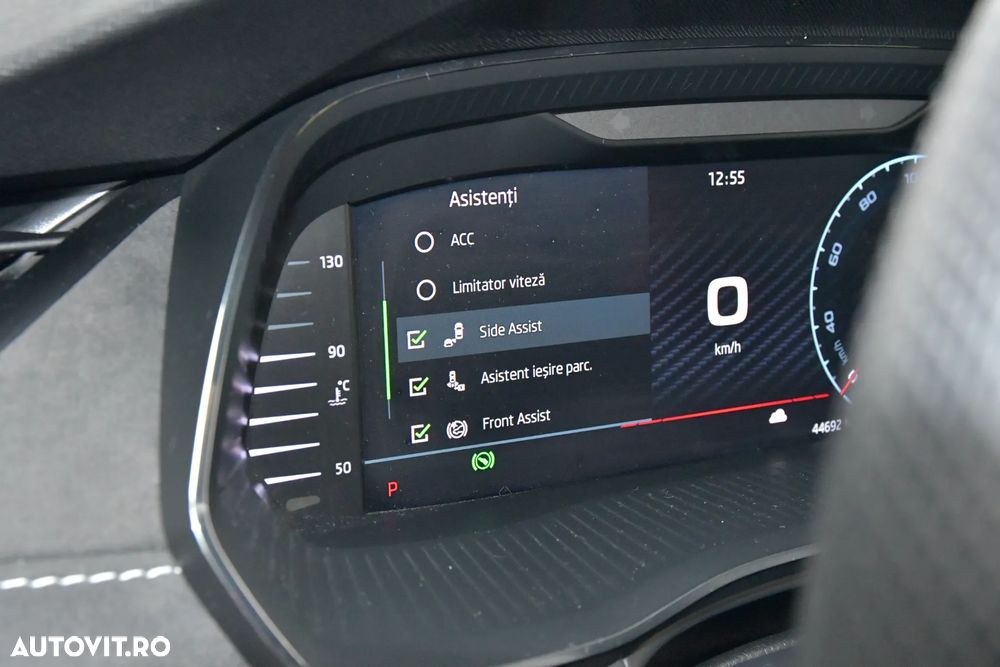 Skoda Octavia 2.0 TSI DSG RS - 33