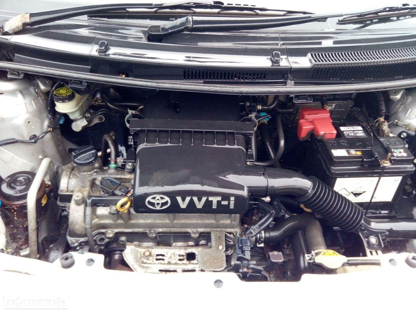 Toyota Yaris 1.3 VVT-i de 2006 disponível para peças - 6