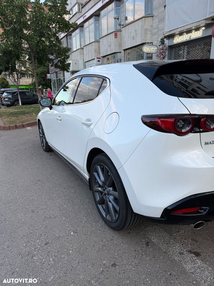 Mazda 3 G150 AT MHEV Plus - 8
