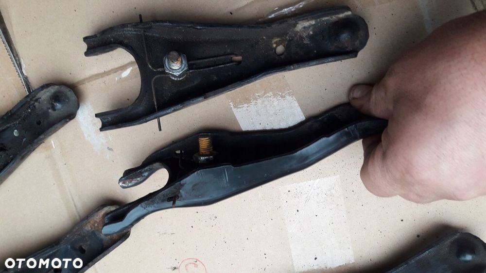 Mazda 323 f Premacy 626 2.0 TD Ditd MPV 6 2.0 citd łapa sprzęgła widełki - 5