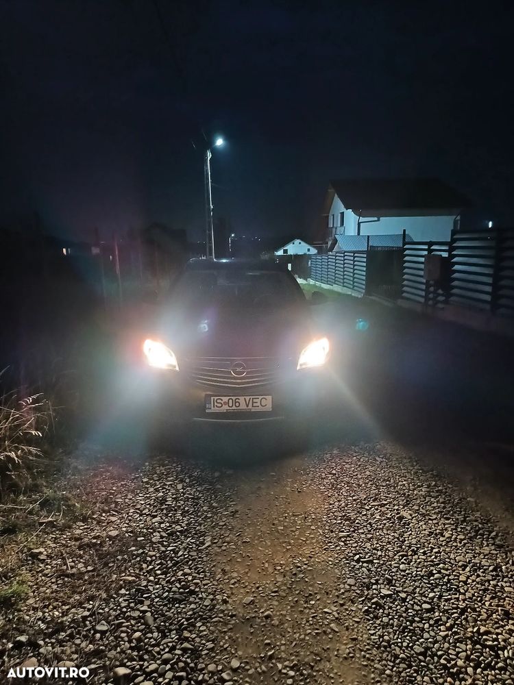 Opel Insignia 2.0 CDTI 4x4 Aut. - 6