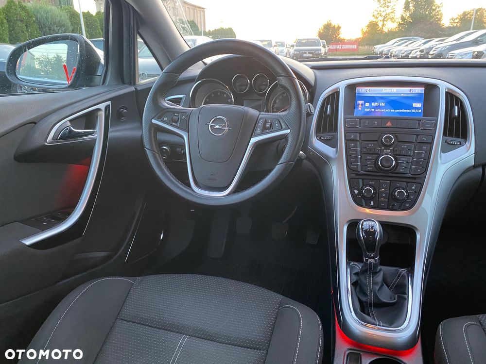 Opel Astra 1.4 Turbo Cosmo - 23
