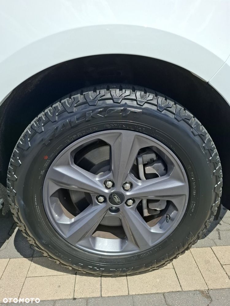 Ford Edge - 13