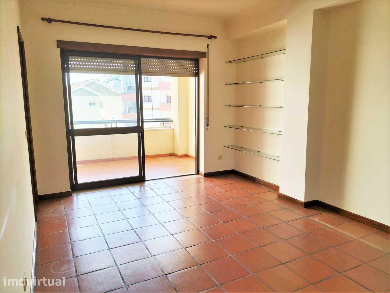 Andar T2 em S. Sebastião- Olivais - Grande imagem: 2/19