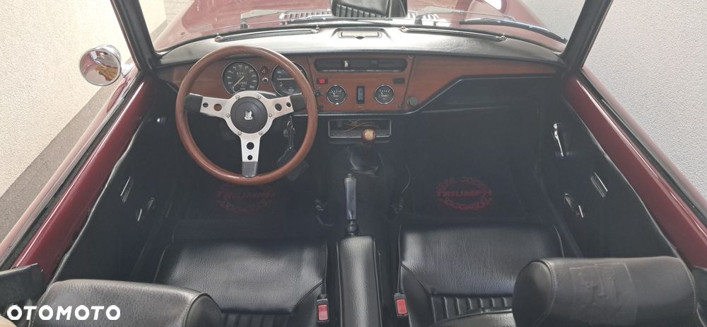 Triumph Spitfire - 33