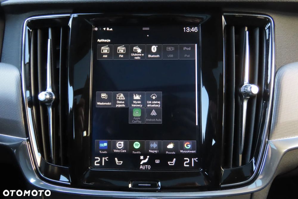 Volvo V90 Cross Country - 23