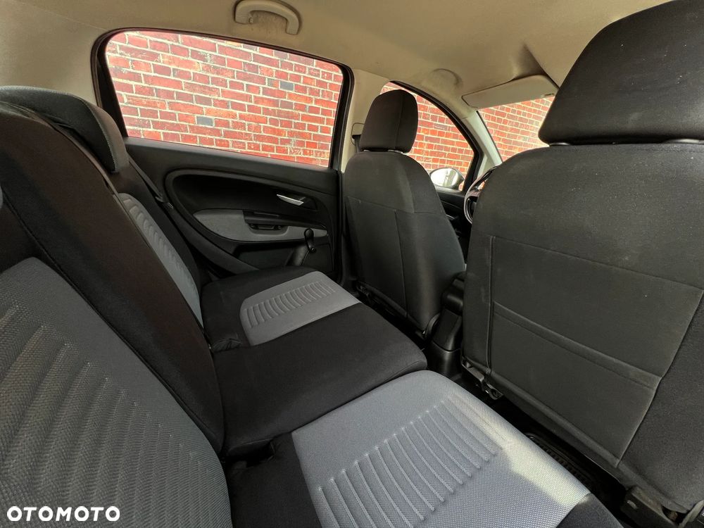 Fiat Punto - 17