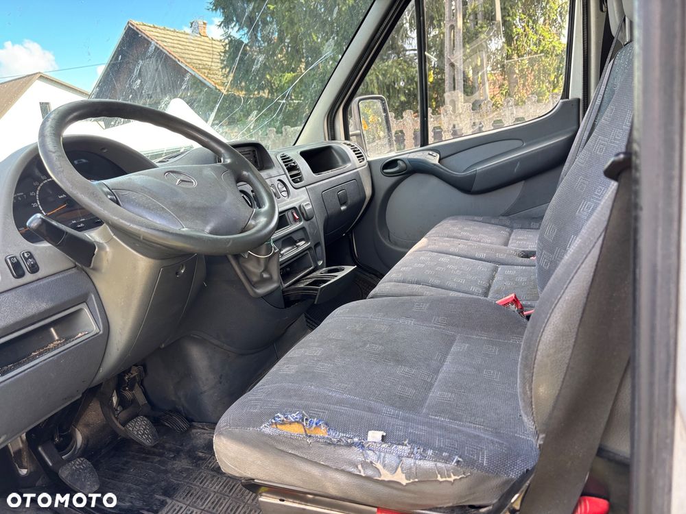 Mercedes-Benz sprinter - 28