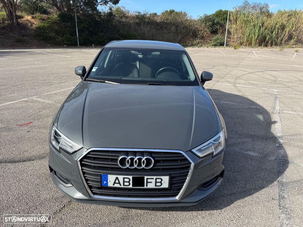 Audi A3 Limousine 30 TDI - 2