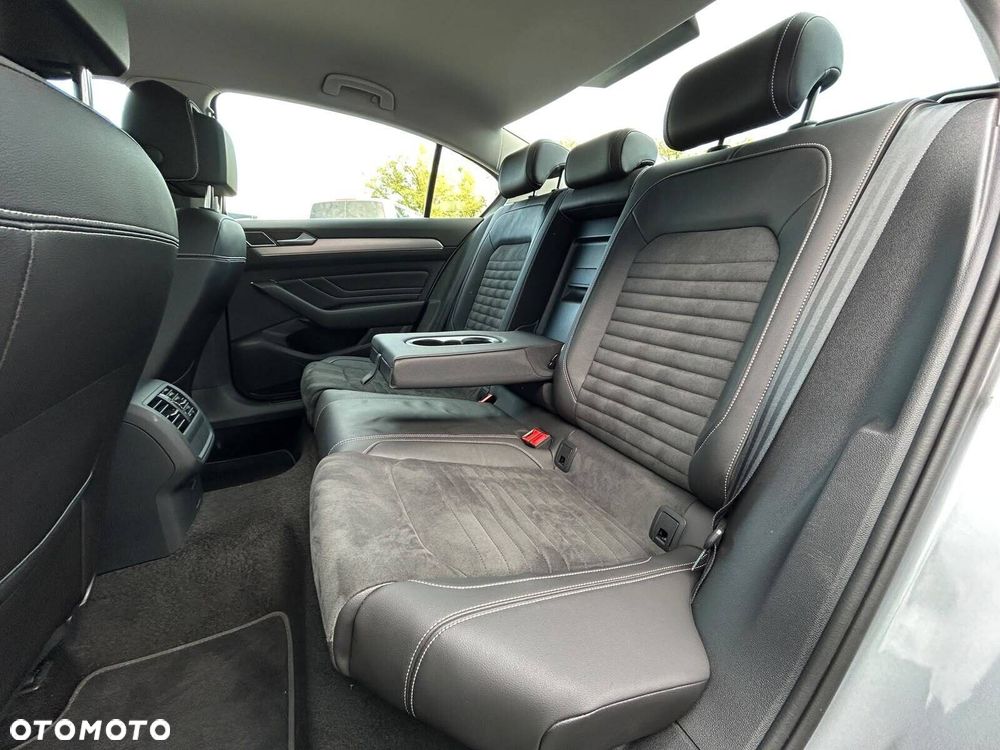 Volkswagen Passat 1.5 TSI EVO Elegance DSG - 19