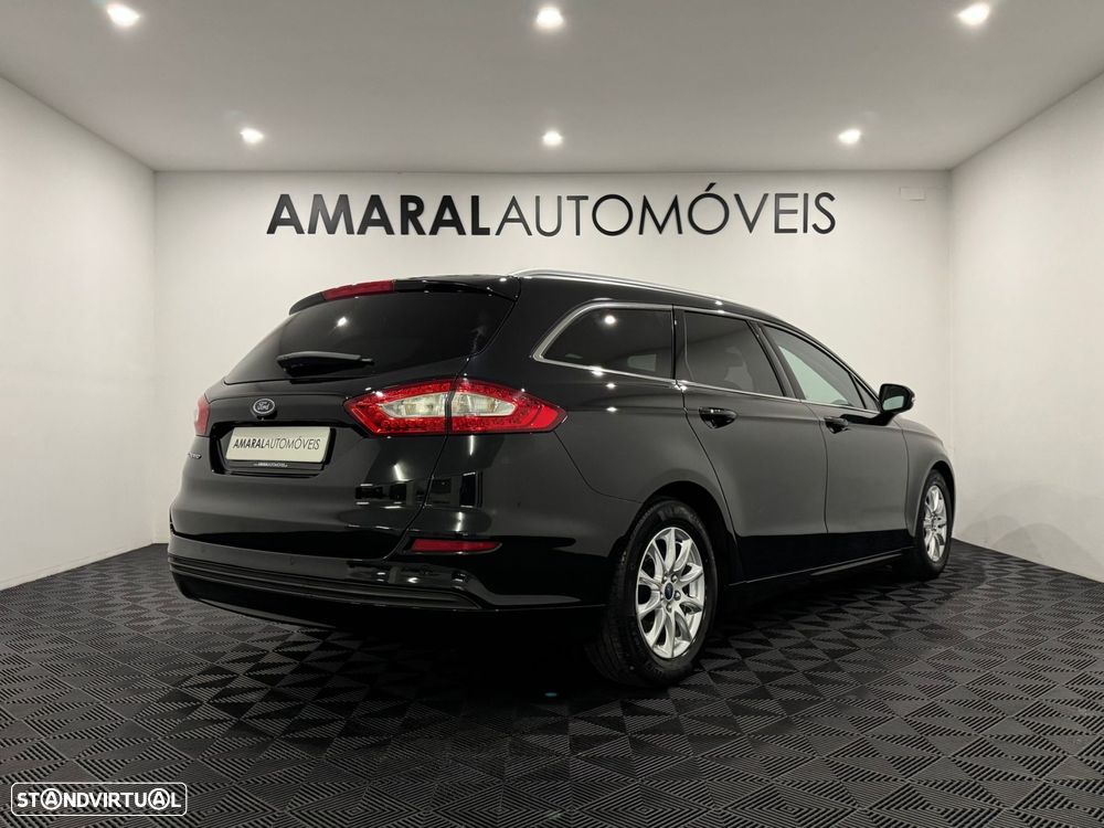 Ford Mondeo SW 1.5 TDCi Titanium - 4