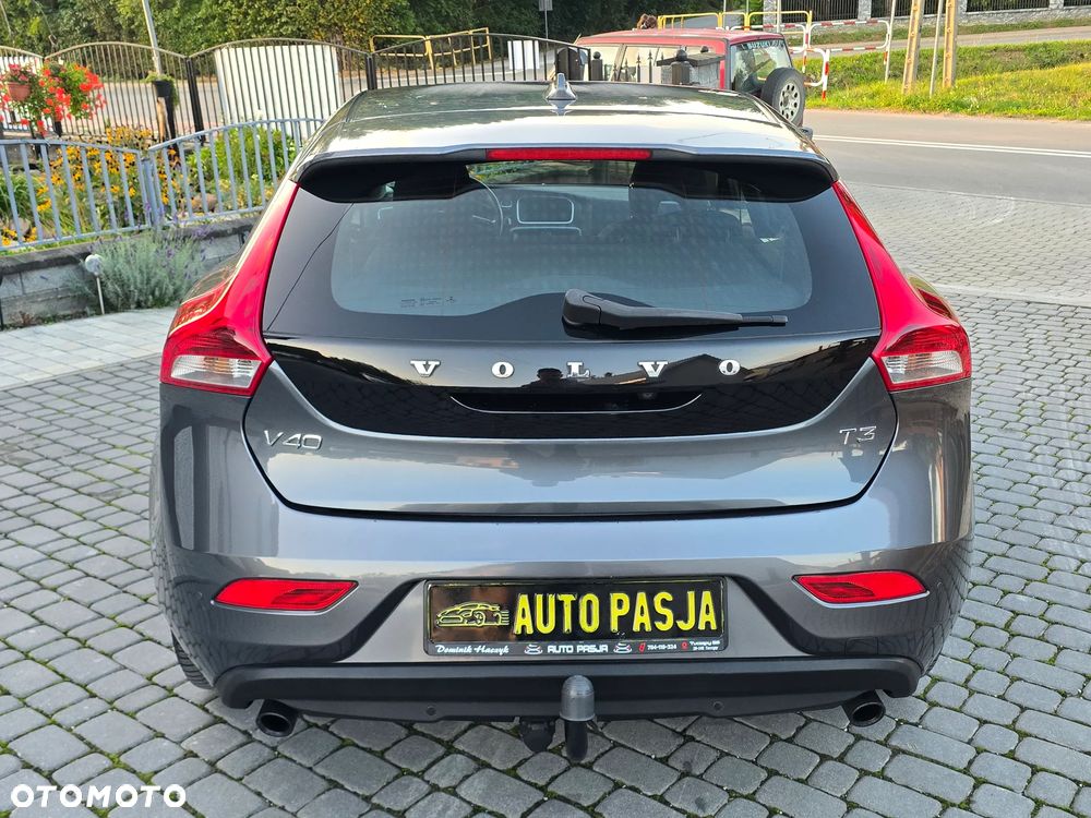 Volvo V40 T3 - 17