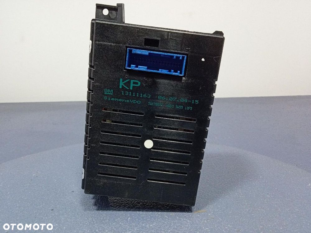 ASTRA III H RADIO CD FABRYCZNE CD30 MP3 EKRAN 13154304 13111163 - 16