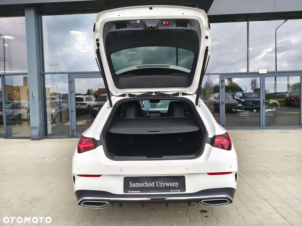 Mercedes-Benz CLA 200 mHEV AMG Line 7G-DCT - 16
