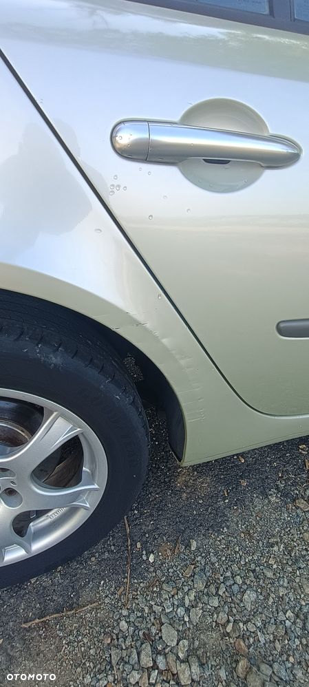 Renault Laguna - 5