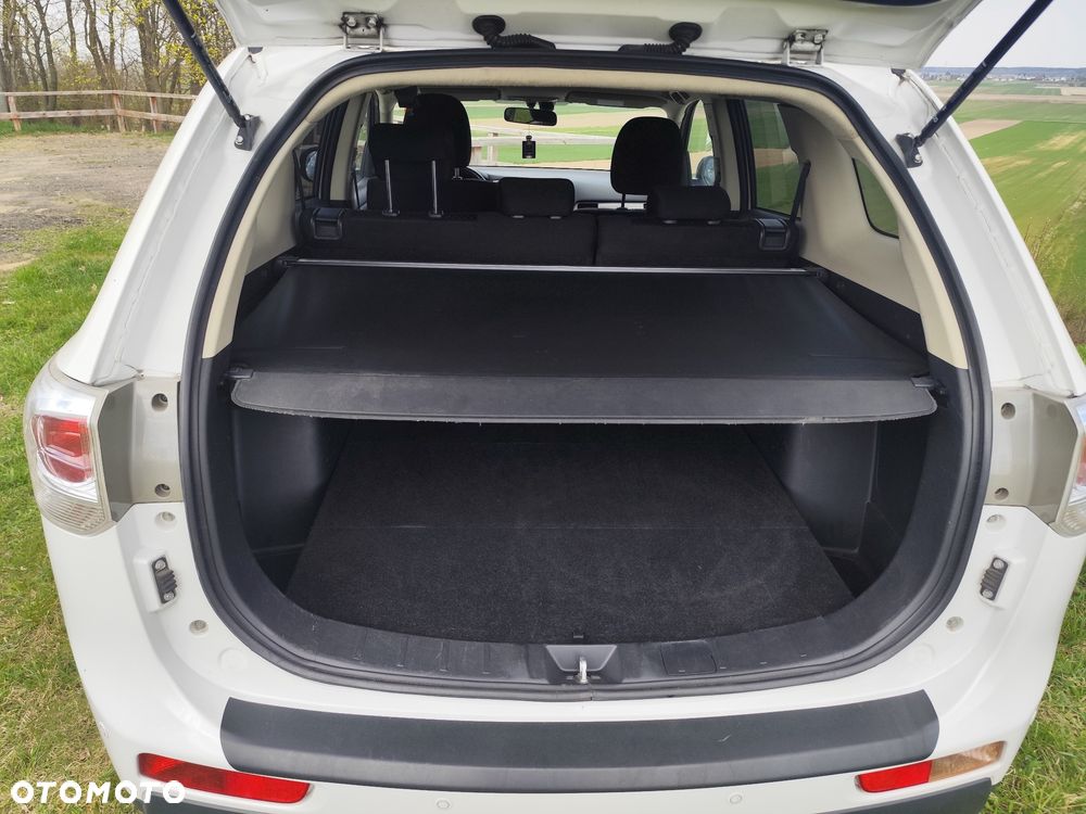 Mitsubishi Outlander 2.0 2WD - 17