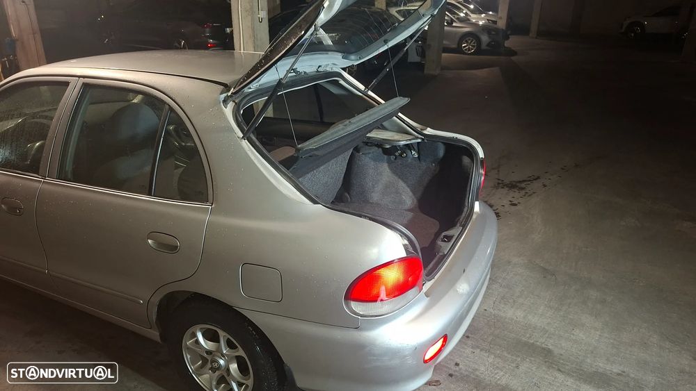 Hyundai Accent 1.3 Miles - 17