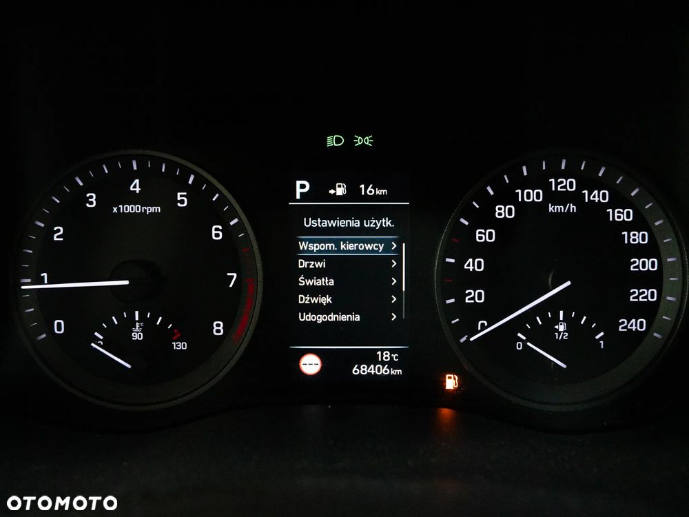 Hyundai Tucson 1.6 T-GDi Premium 4WD DCT - 9