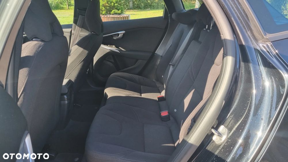 Volvo V40 T2 Kinetic - 15