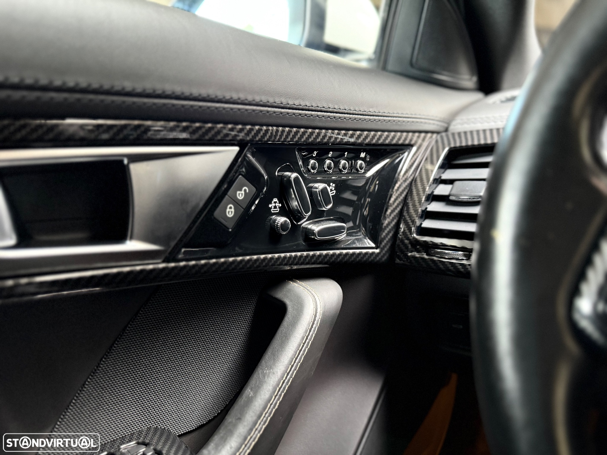 Jaguar F-Type 3.0 V6 S/C S Auto AWD - 10