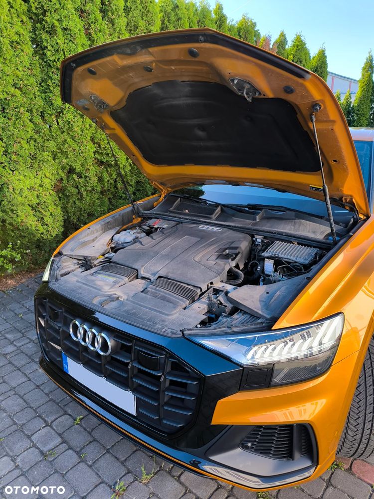 Audi Q8 - 10