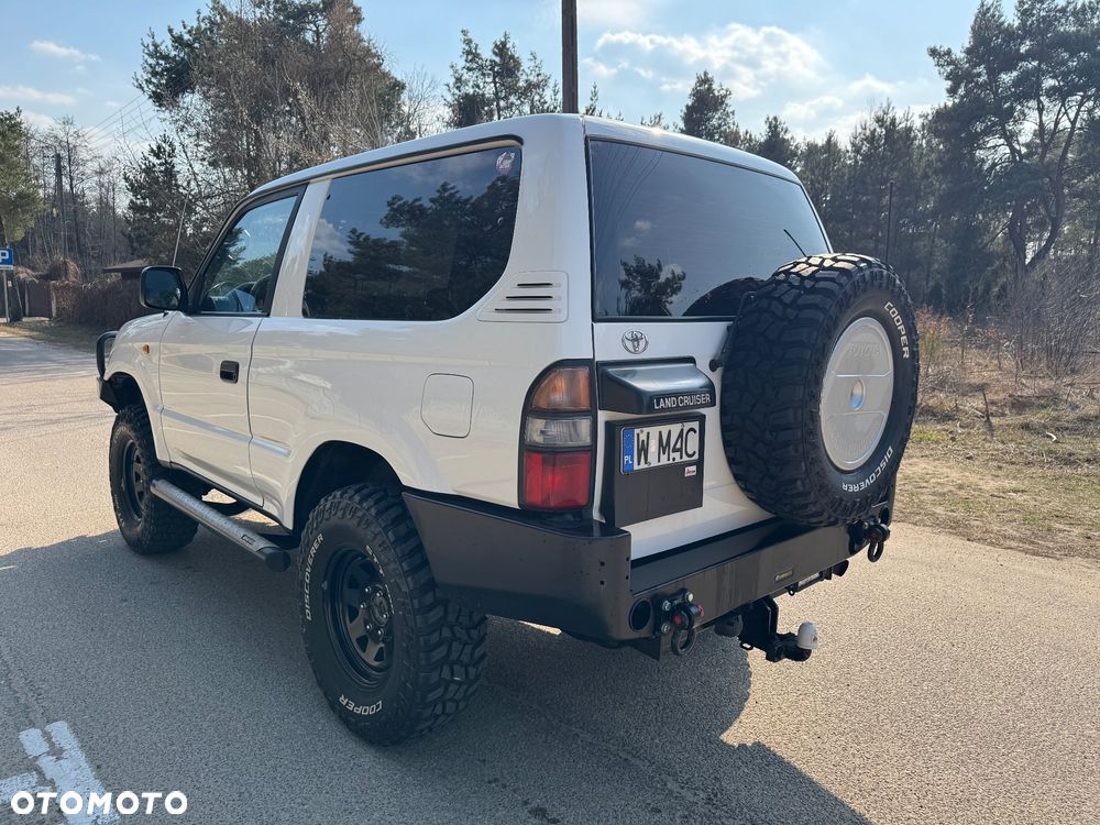 Toyota Land Cruiser KJ90 3.0 TD - 17