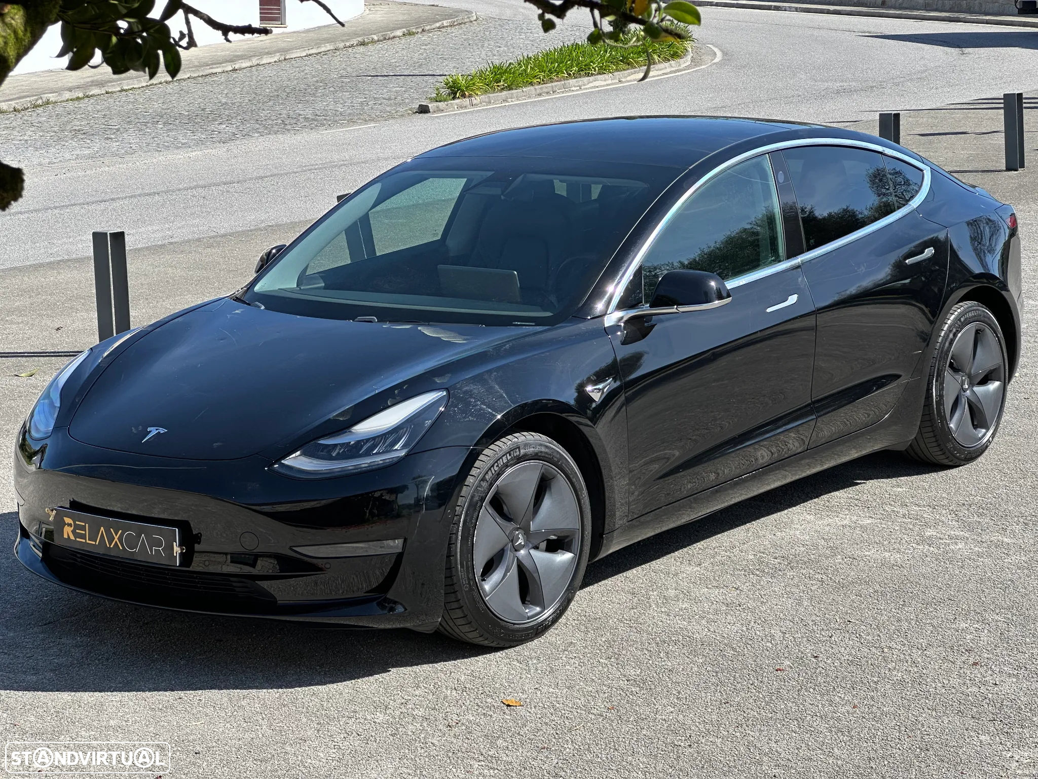 Tesla Model 3 Long-Range Dual Motor AWD - 2