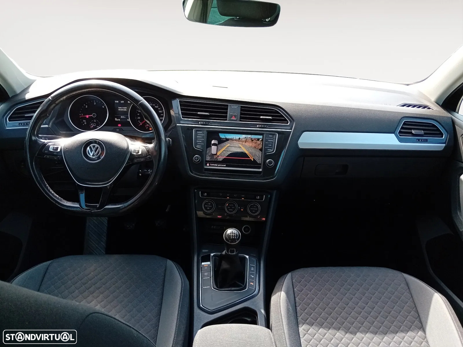 VW Tiguan 1.6 TDI Confortline - 11