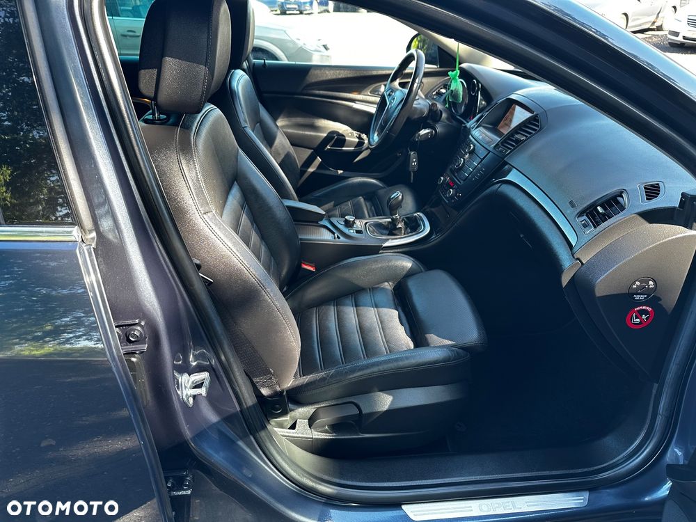 Opel Insignia 2.0 Turbo 4x4 Cosmo - 18