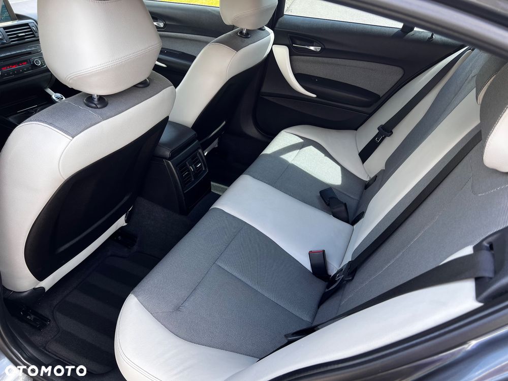BMW Seria 1 118d Urban Line - 12