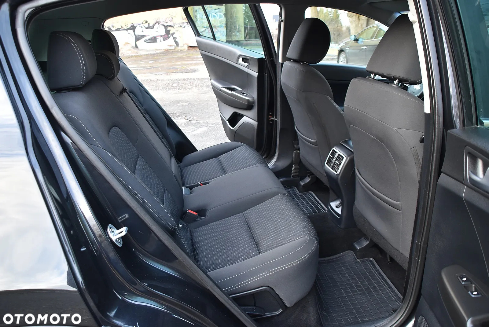 Kia Sportage - 23