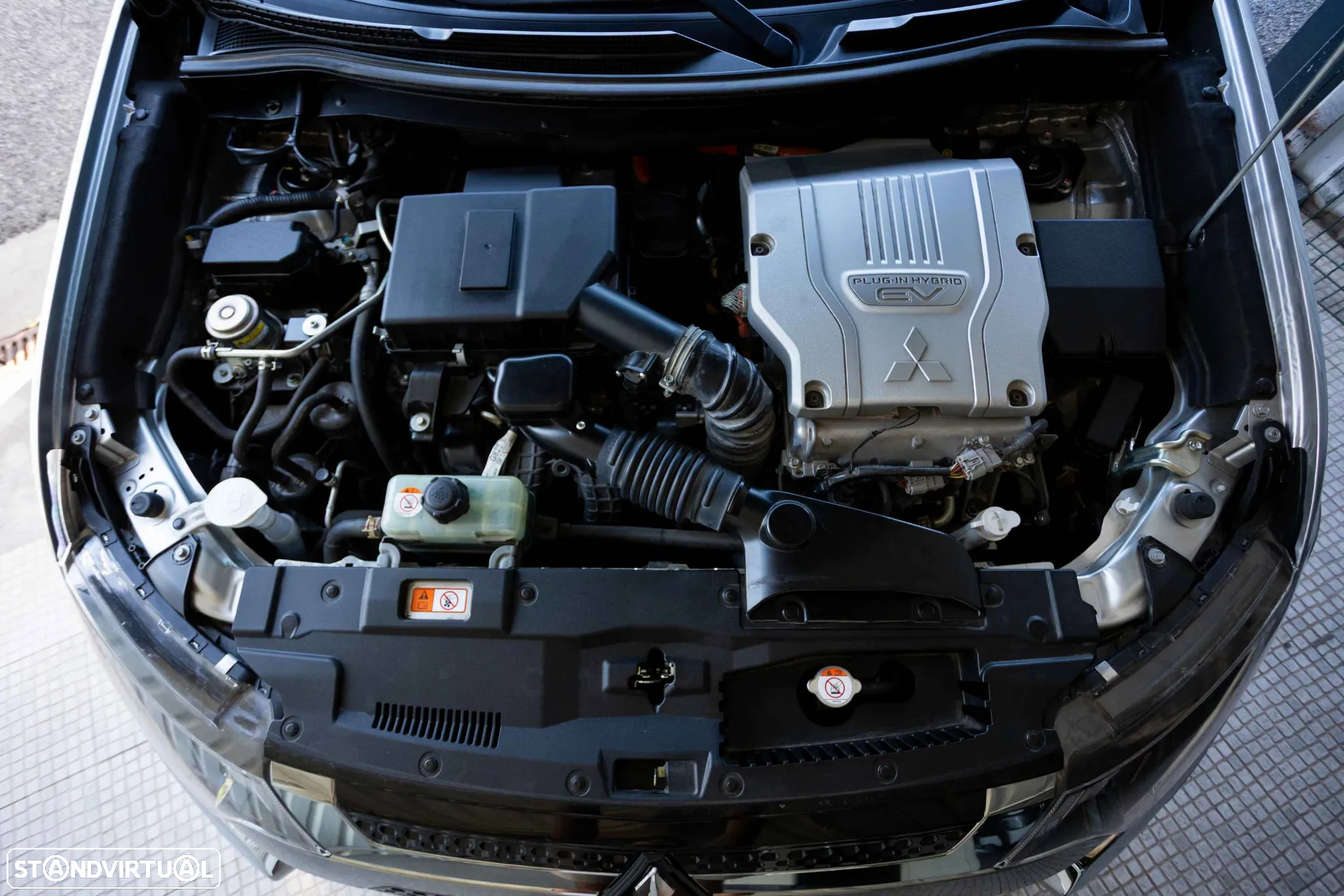 Mitsubishi Outlander 2.0 PHEV Instyle - 58