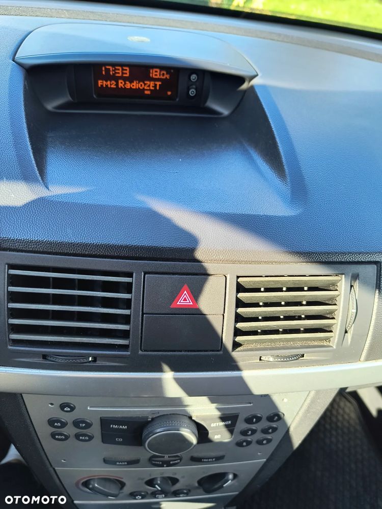 Opel Meriva - 12
