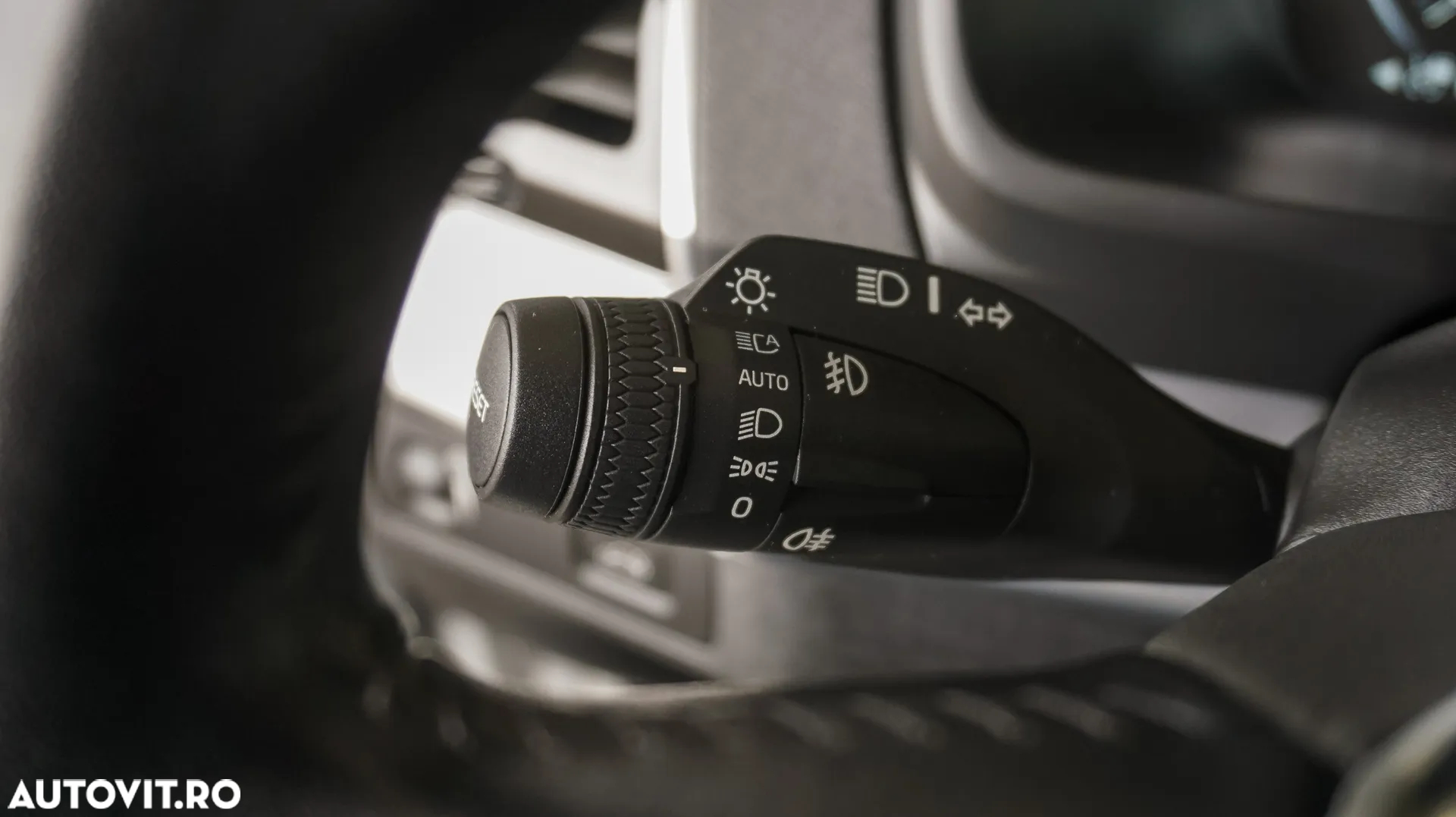 Volvo XC 90 D5 AWD Geartronic RDesign - 19