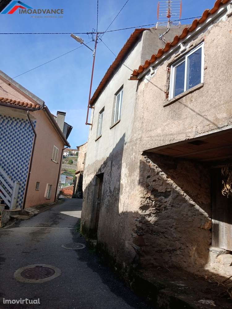 Casa Típica de Aldeia Portuguesa - Grande imagem: 3/24