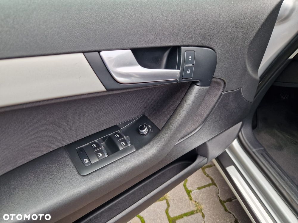 Audi A3 Sportback 1.8 TFSI Ambiente - 13