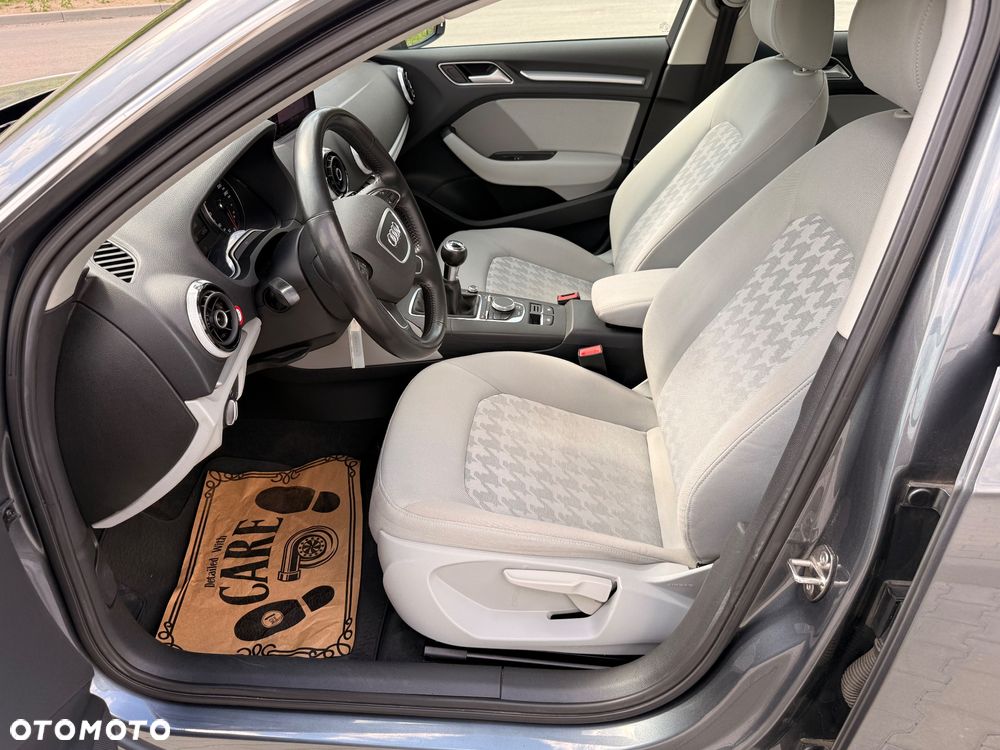 Audi A3 Sportback 1.4 TFSI Attraction - 21