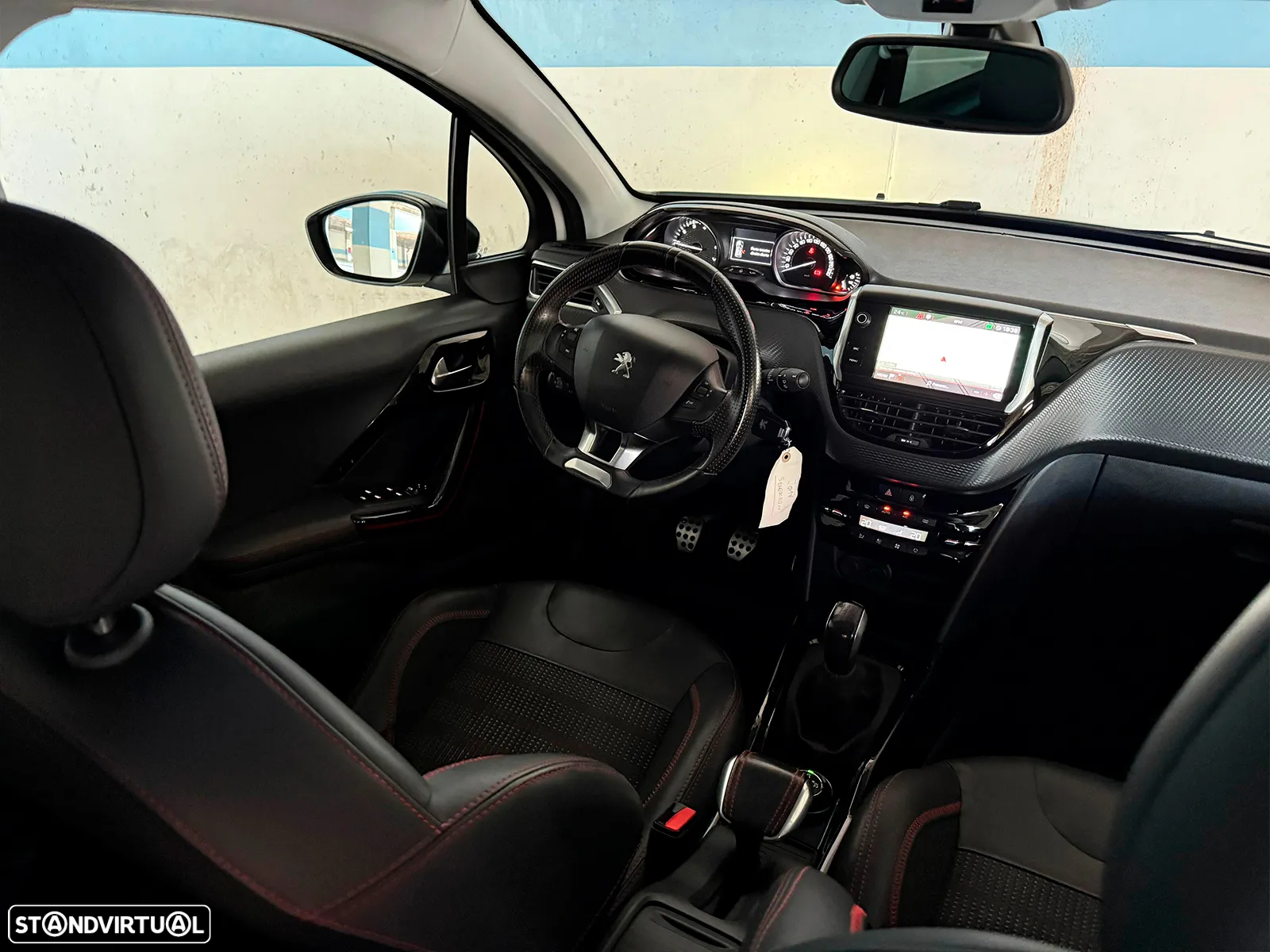 Peugeot 2008 1.2 PureTech GT Line - 9