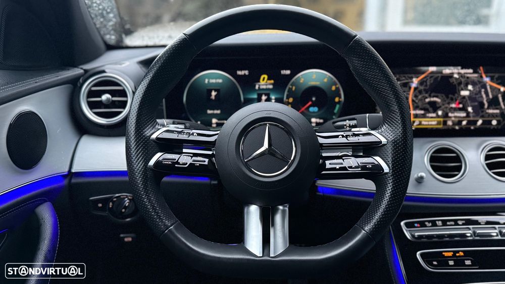 Mercedes-Benz E 300 de AMG Line - 21