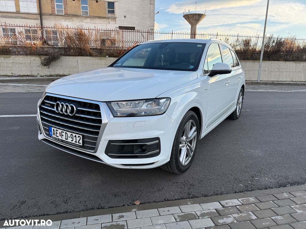 Audi Q7 - 1