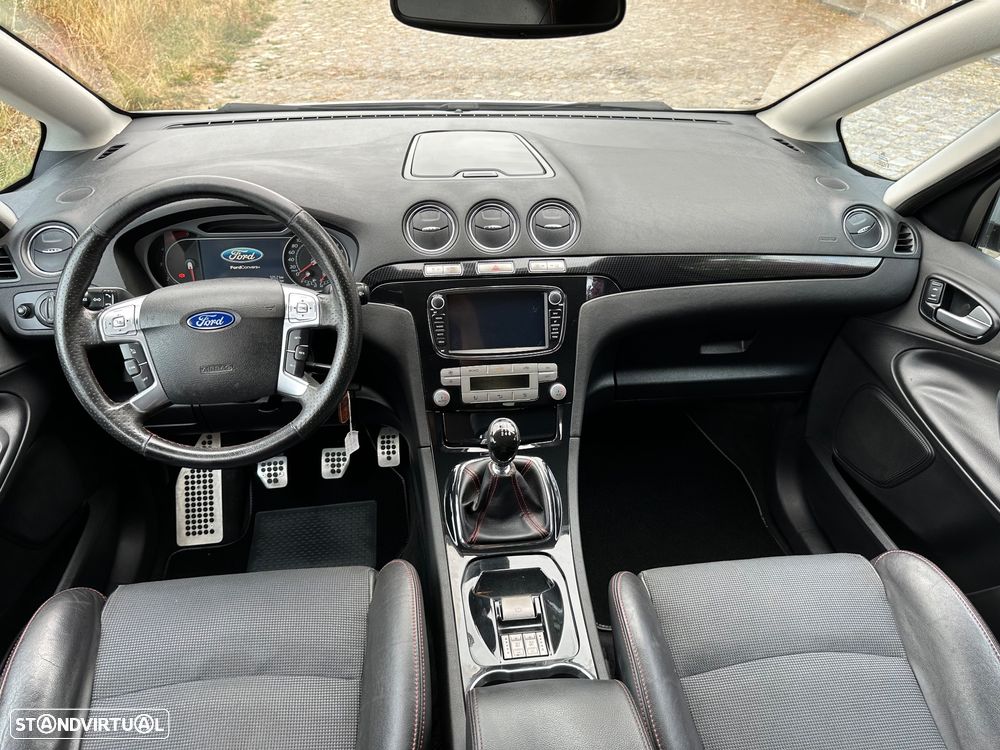 Ford S-Max 2.2 TDCi Titanium 7L - 23