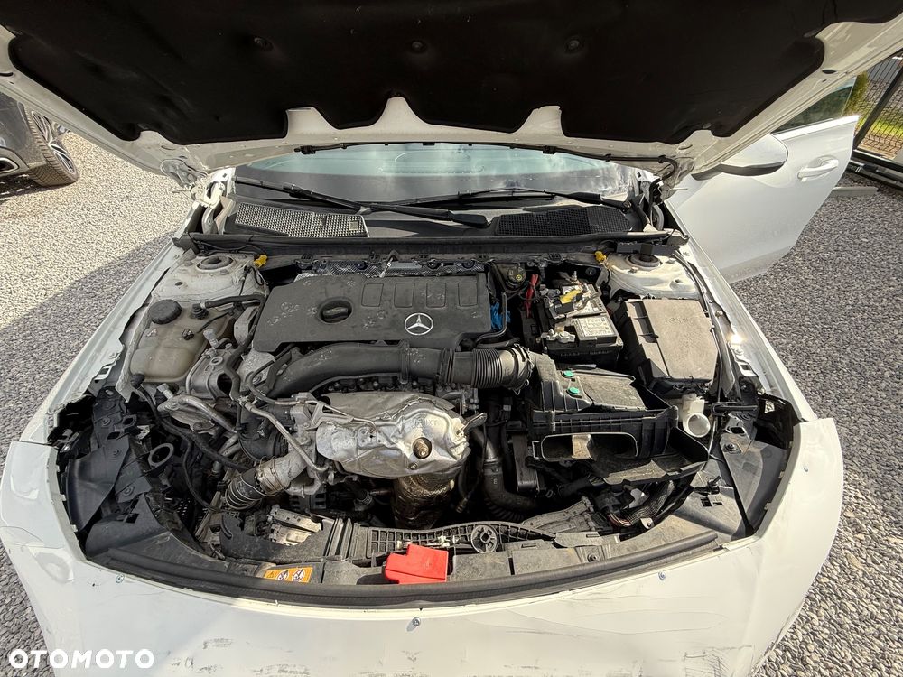 Mercedes-Benz CLA 220 7G-DCT AMG Line - 8