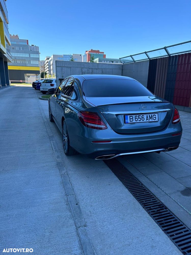 Mercedes-Benz E 43 AMG 4MATIC 9G-TRONIC - 7
