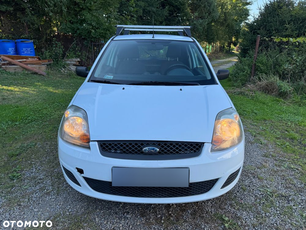 Ford Fiesta 1.4 TDCi Ambiente - 2