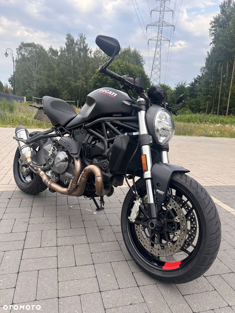Ducati 848 - 11