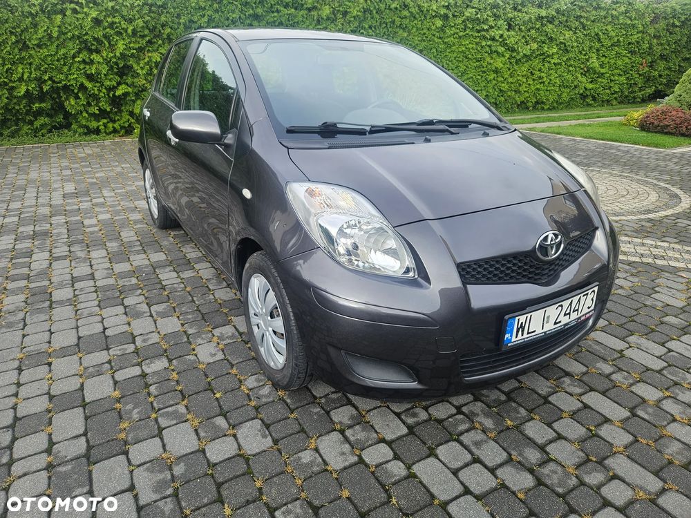 Toyota Yaris 1.33 Luna - 2