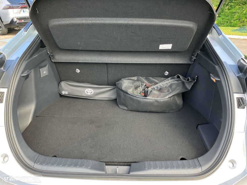 Toyota C-HR 2.0 HDF Plug-in Business - 11