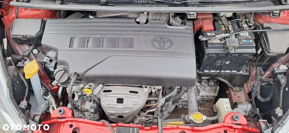 Toyota Yaris - 4